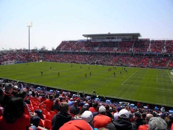 BMO Field, section: 105, row: 29, seat: 10