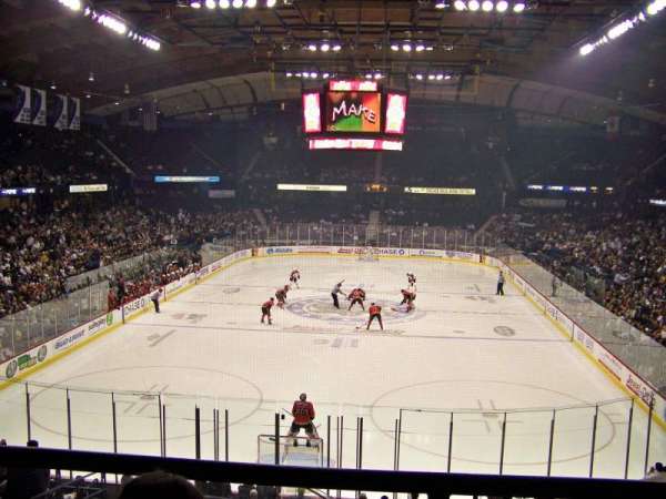 Allstate Arena, section: 206, row: B, seat: 32