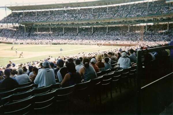 Wrigley Field, section: 207, row: 1, seat: 22