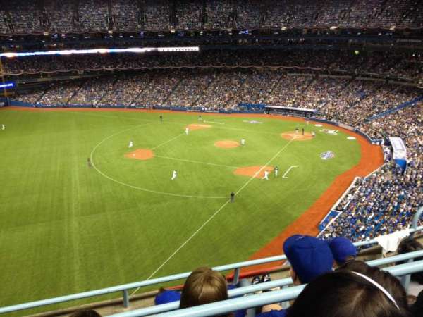 Rogers Centre, section: 538, row: 4, seat: 5
