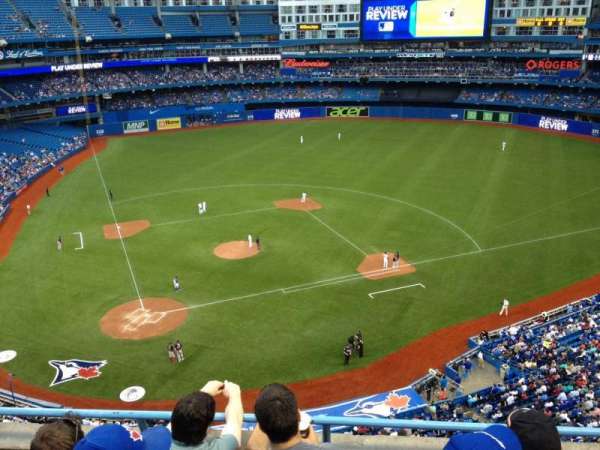 Rogers Centre, section: 521, row: 4, seat: 10