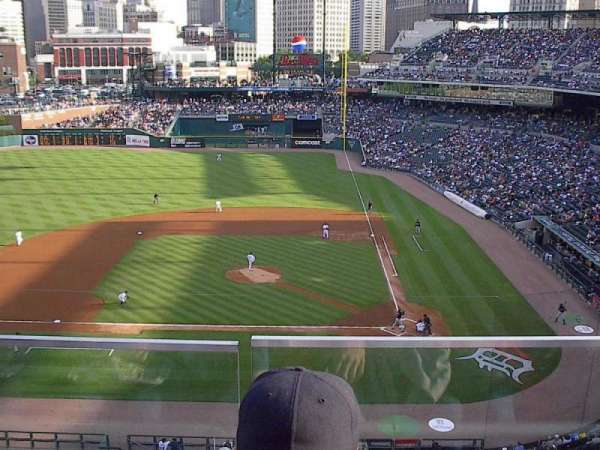 Comerica Park, section: 332, row: B, seat: 10