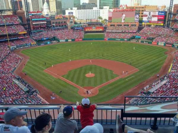 Busch Stadium, section: 450, row: 4, seat: 2