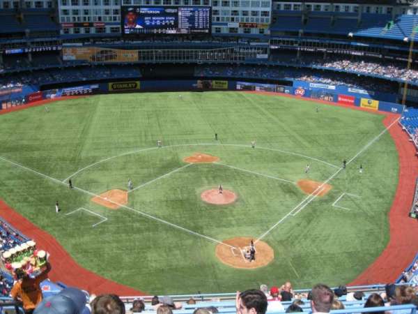 Rogers Centre, section: 525, row: 12, seat: 16