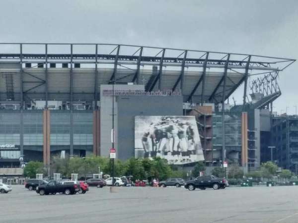 Lincoln Financial Field, section: exterior