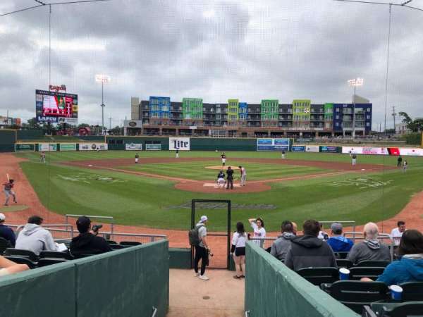 Jackson Field, section: H, row: 13, seat: 6