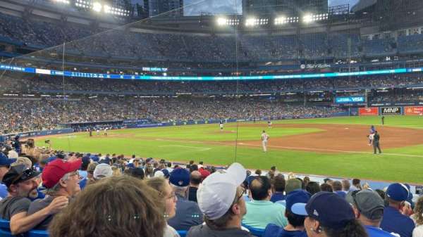 Rogers Centre, section: 114L, row: 15, seat: 104