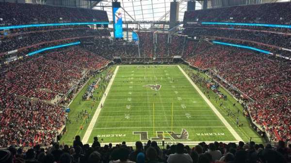 Mercedes-Benz Stadium, section: 326, row: 13, seat: 14