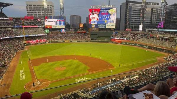Truist Park, section: 323, row: 4, seat: 14