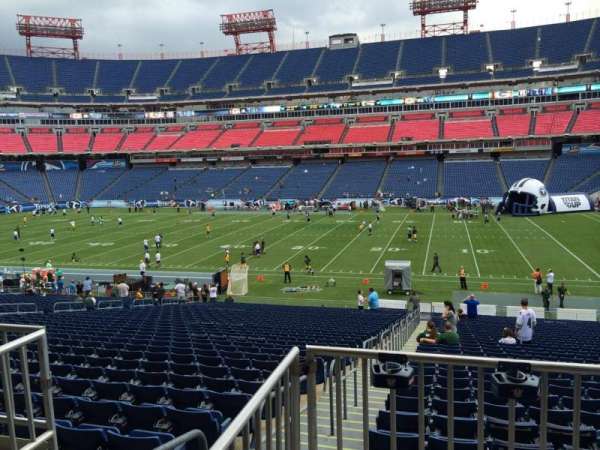 Nissan Stadium, section: 109, row: HH, seat: 16