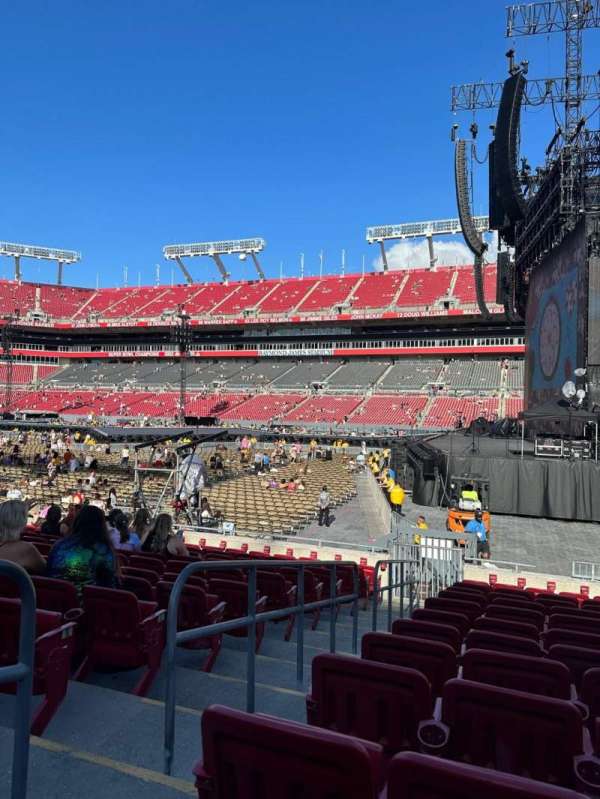 Raymond James Stadium, section: 115, row: N, seat: 2