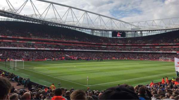 Emirates Stadium, section: 21, row: 24, seat: 647
