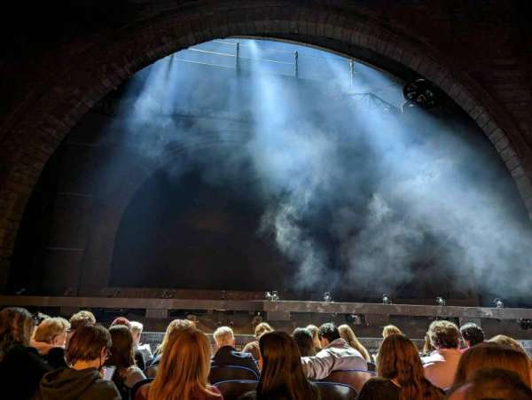 Lunt-Fontanne Theatre, section: Orchestra C, row: G, seat: 110