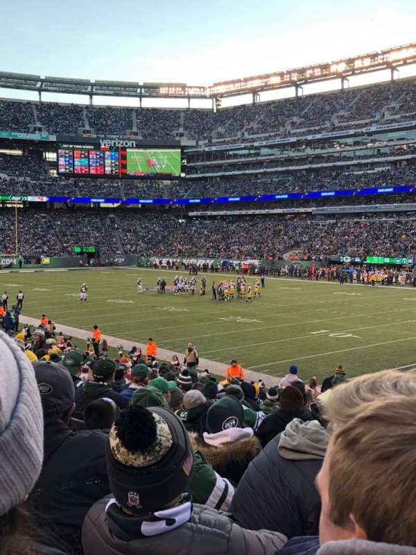 MetLife Stadium, section: 108, row: 18, seat: 1