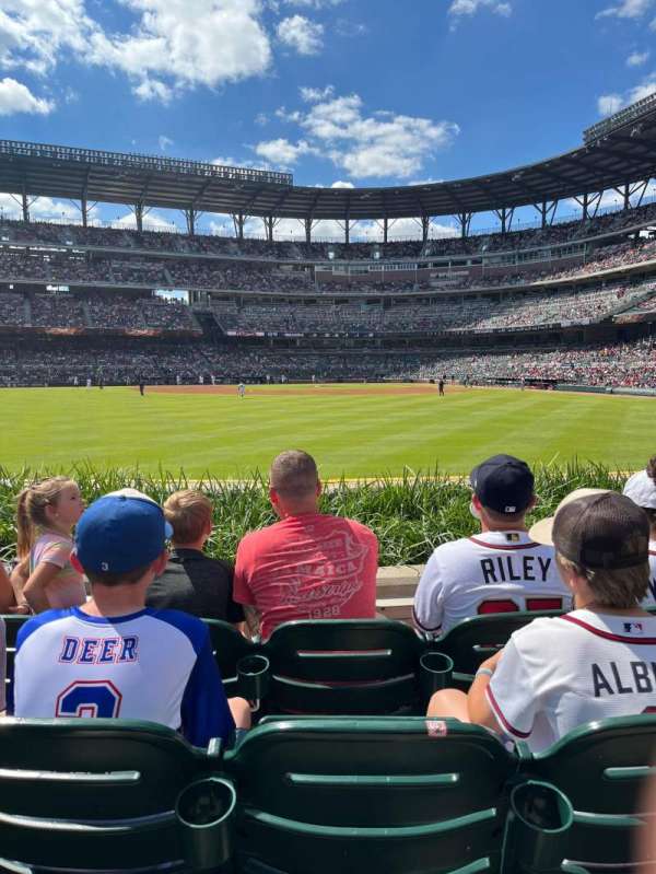 Truist Park, section: 148, row: 4, seat: 12