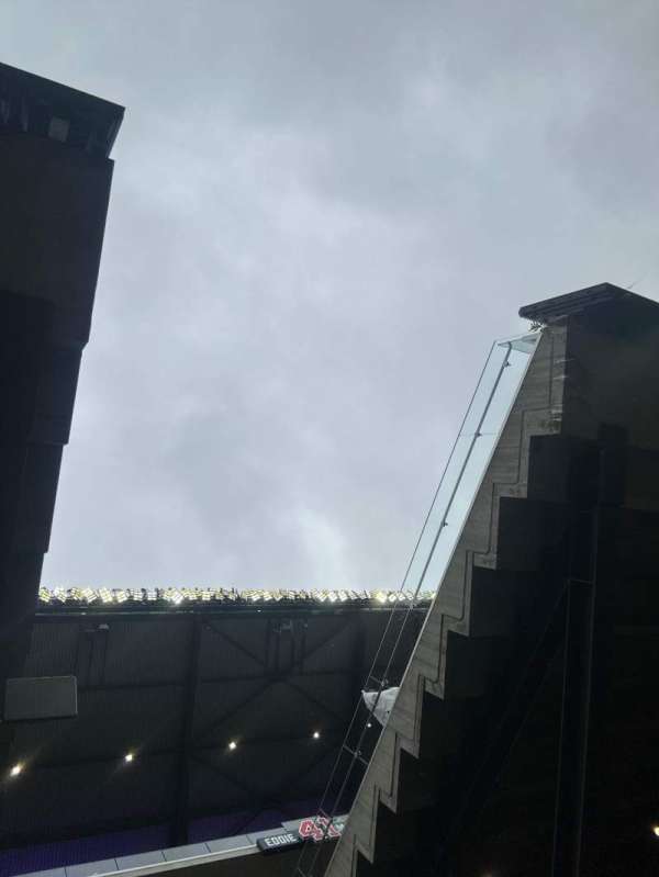 Truist Park, section: 131, row: 10, seat: 12