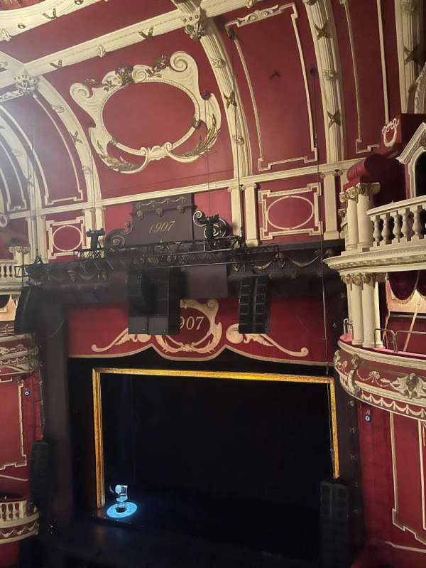 Sunderland Empire, section: Upper Circle, row: B, seat: 11