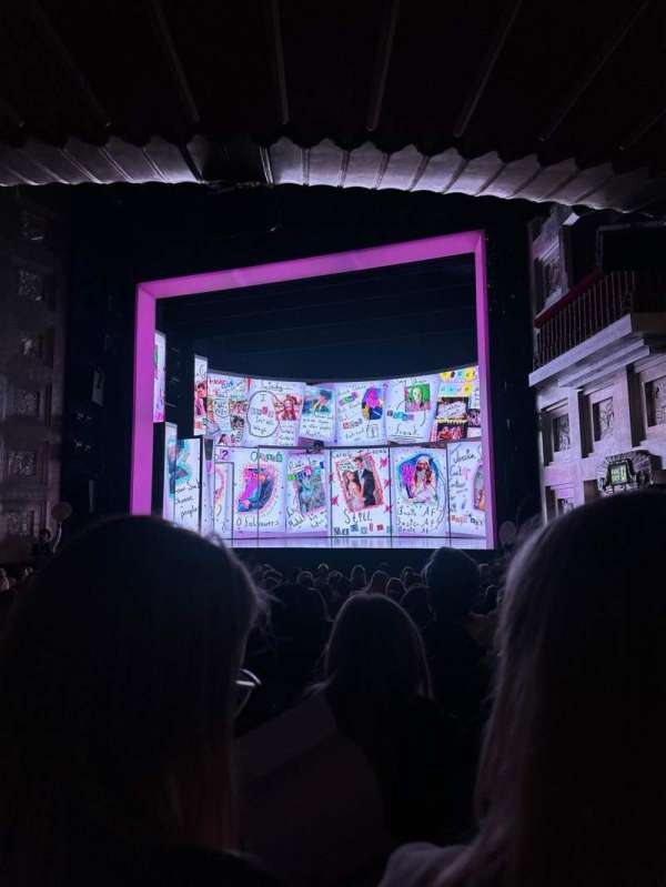 Savoy Theatre, section: Stalls, row: M, seat: 7