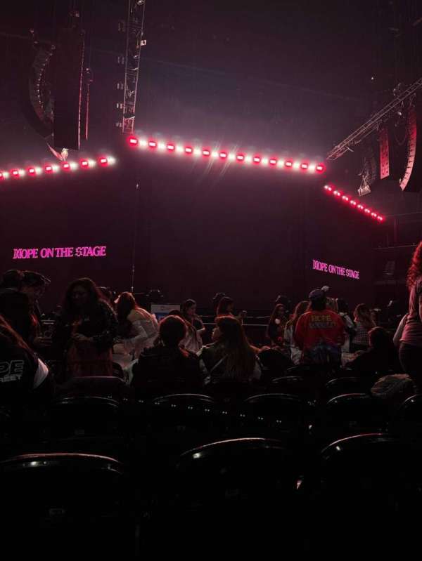 Barclays Center, section: Floor 3, row: 9, seat: 6
