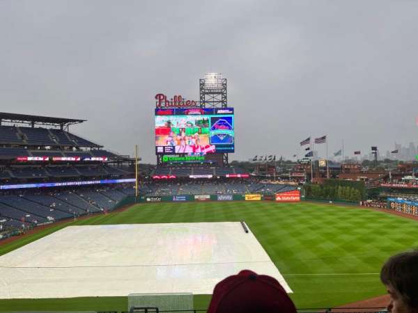 Citizens Bank Park, section: 214, row: 7, seat: 14