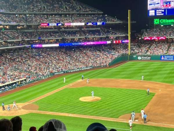 Citizens Bank Park, section: 214, row: 7, seat: 5