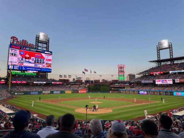 Citizens Bank Park, section: 123, row: 25, seat: 10