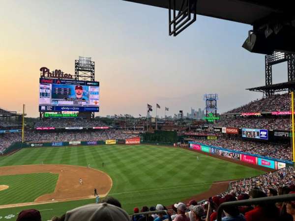 Citizens Bank Park, section: 215, row: 9, seat: 2
