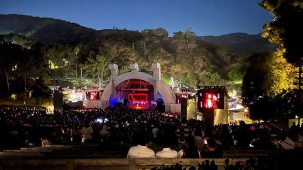 Hollywood Bowl, section: Q3, row: 1, seat: 2