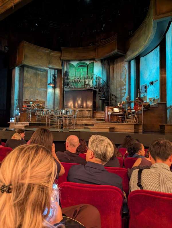 Walter Kerr Theatre, section: Orchestra R, row: H, seat: 6