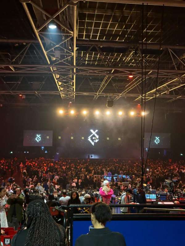 Zénith Paris, section: C, row: 32, seat: 139