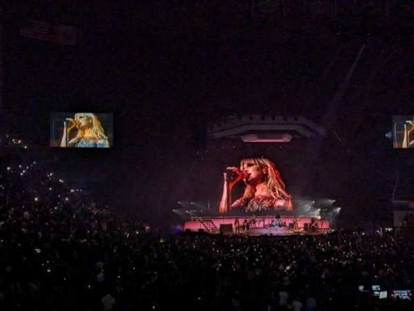 Climate Pledge Arena, section: 22, row: W, seat: 7
