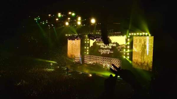 Unipol Arena, section: L EST, row: 9, seat: 25