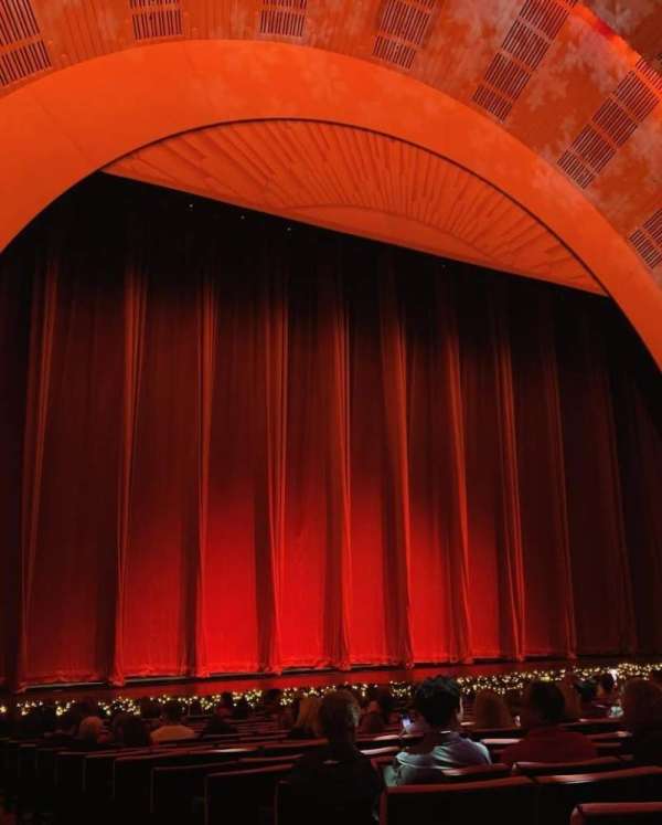 Radio City Music Hall, section: Orchestra 6, row: SS, seat: 601
