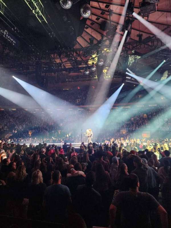 Madison Square Garden, section: 108, row: 1, seat: 8