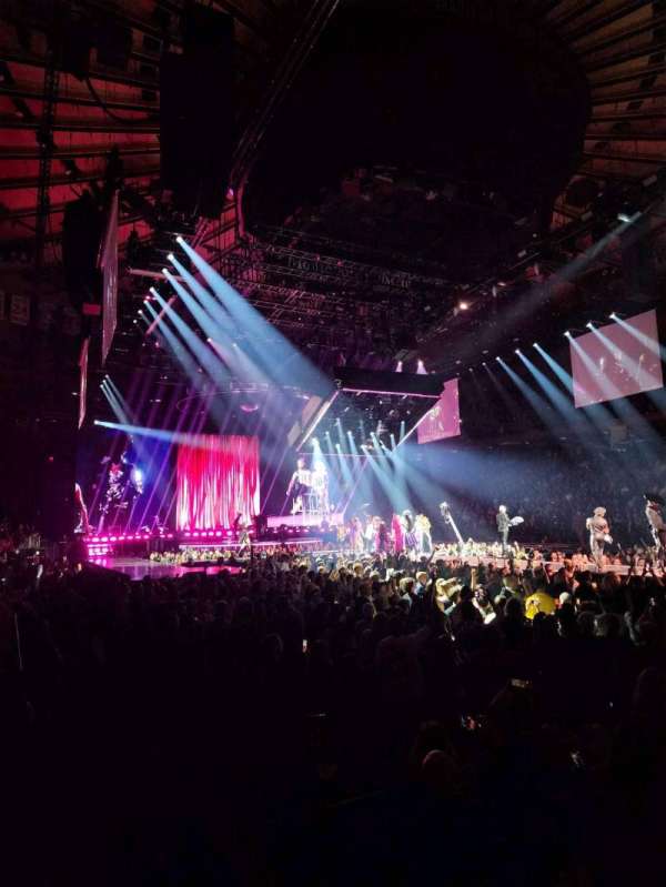 Madison Square Garden, section: 119, row: 1, seat: 7