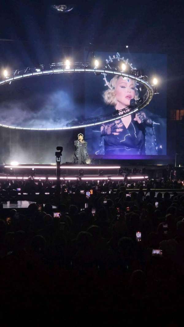 Madison Square Garden, section: 119, row: 1, seat: 9