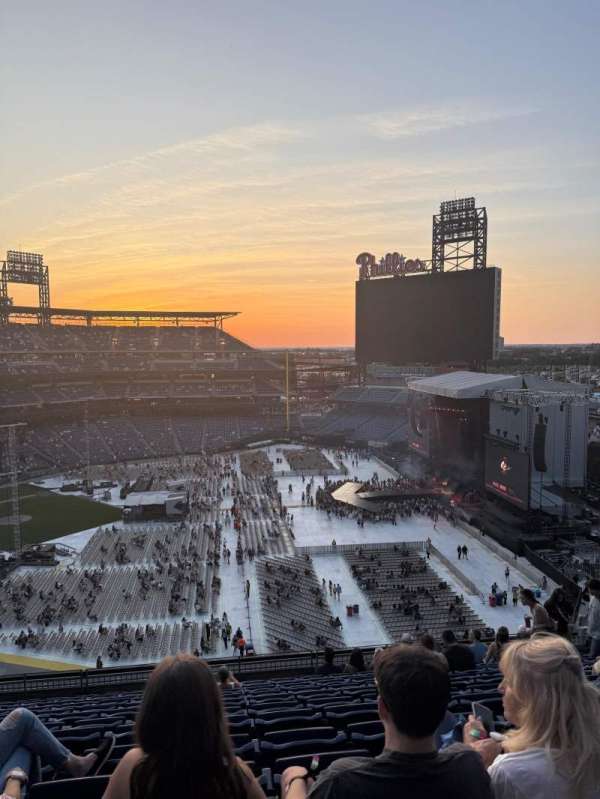 Citizens Bank Park, section: 308, row: 13, seat: 15