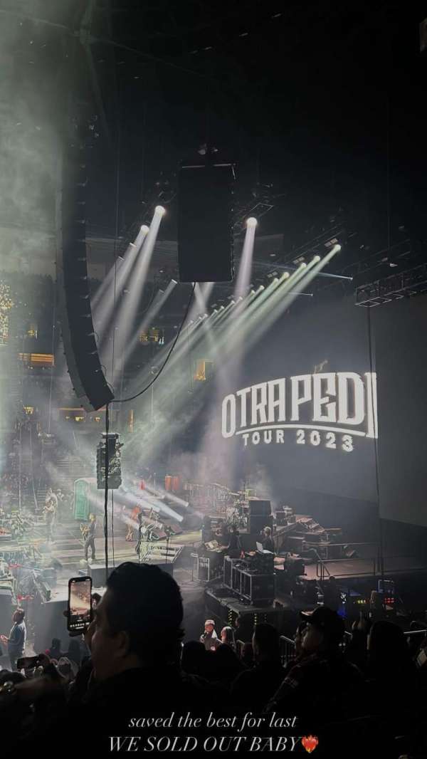 Honda Center, section: 220, row: R, seat: 8