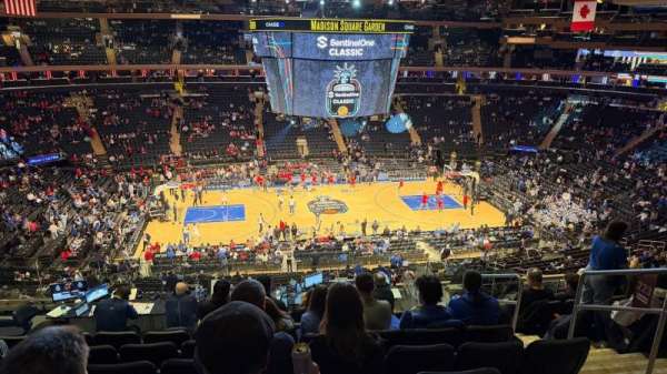 Madison Square Garden, section: 224, row: 10, seat: 14