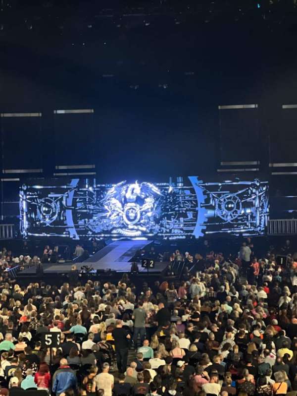 CFG Bank Arena, section: 111, row: R, seat: 3