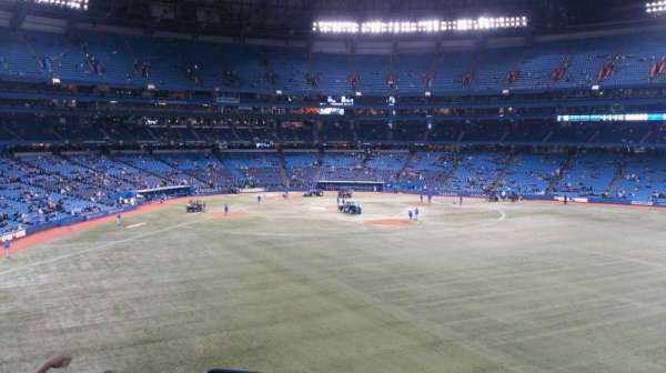 Rogers Centre, section: 205R, row: 5, seat: 1