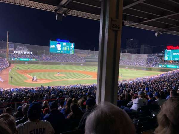 Wrigley Field, section: 220, row: 11, seat: 19