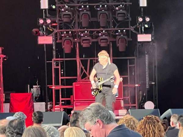 Hartford Healthcare Amphitheatre, section: 107, row: H, seat: 10-13