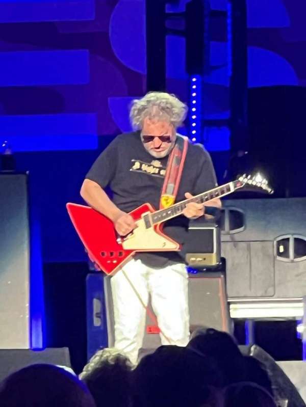 Hartford Healthcare Amphitheatre, section: 107, row: H, seat: 10-13