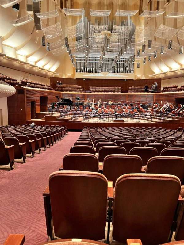 Davies Symphony Hall, section: Orchestra C, row: V, seat: 101