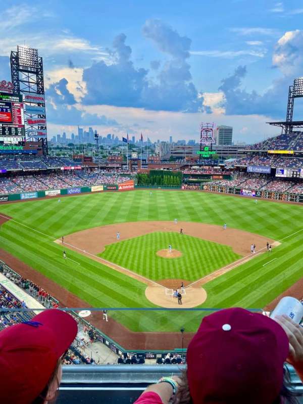 Citizens Bank Park, section: 321, row: 3, seat: 8