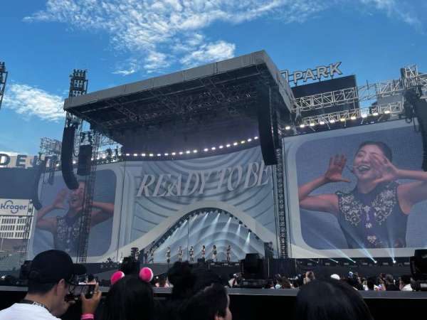 Truist Park, section: Floor B3, row: 2, seat: 9