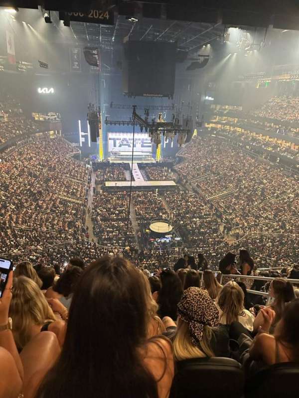State Farm Arena, section: 216, row: M, seat: 4