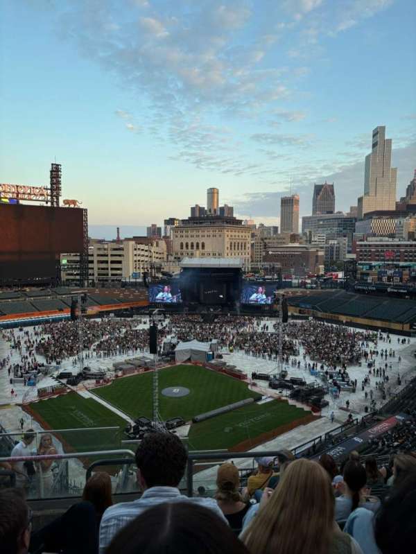 Comerica Park, section: 326, row: 10, seat: 19