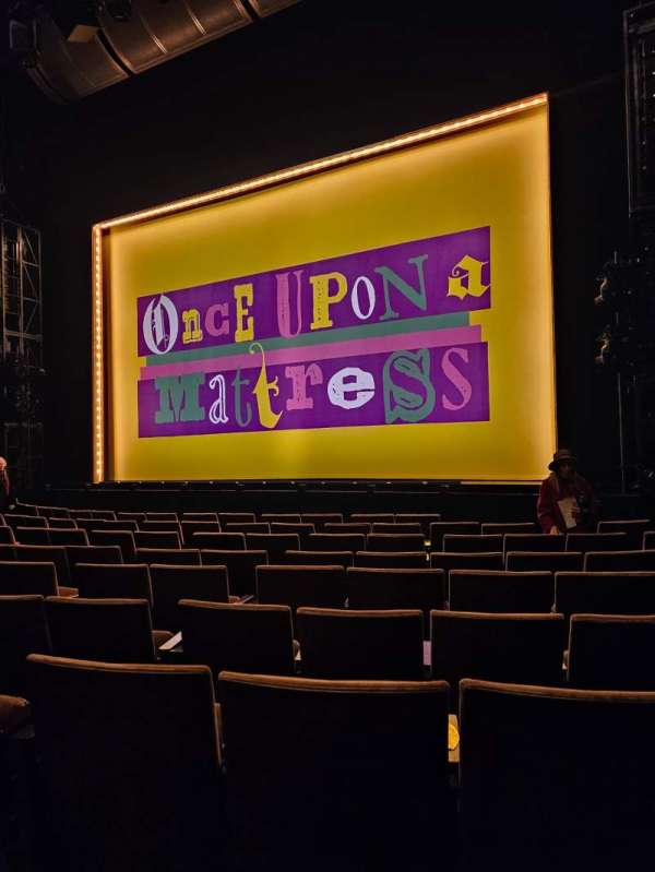 Ahmanson Theatre, section: Orchestra, row: G, seat: 9